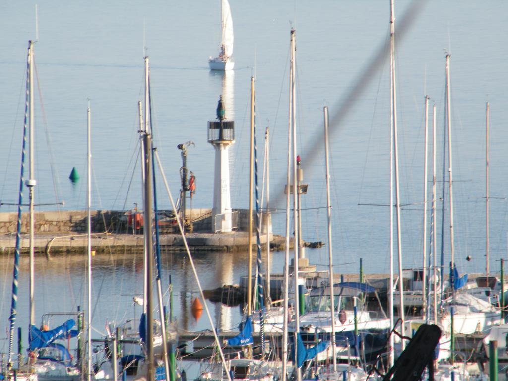 Chambres D'Hotes La Maison Sur Le Port 梅兹 外观 照片